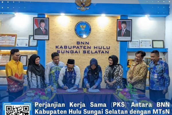 MTSN 6 Hulu Sungai Selatan Sepakat Laksanakan P4GN Bersama BNN MTSN 6 Hulu Sungai Selatan Sepakat Laksanakan P4GN Bersama BNN