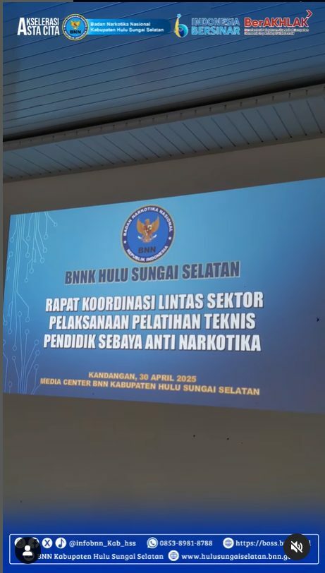 BNNK Hulu Sungai Selatan Menjadi Narasumber Talkshow di Radio AmanditFM BNNK Hulu Sungai Selatan Menjadi Narasumber Talkshow di Radio AmanditFM